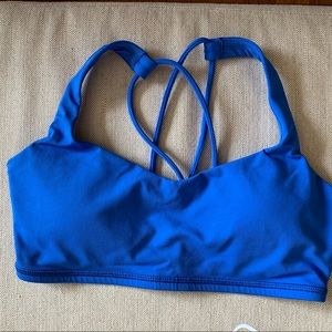 Lululemon Free to Be Bra